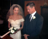 Джоли и Питт готовят свадьбу с приглашением слонов